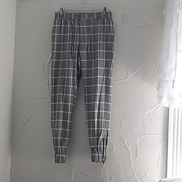 Topman Jogger Pants Size 30 X 32 Plaid Houndstooth‎ Pattern Black White Pants - Picture 1 of 9